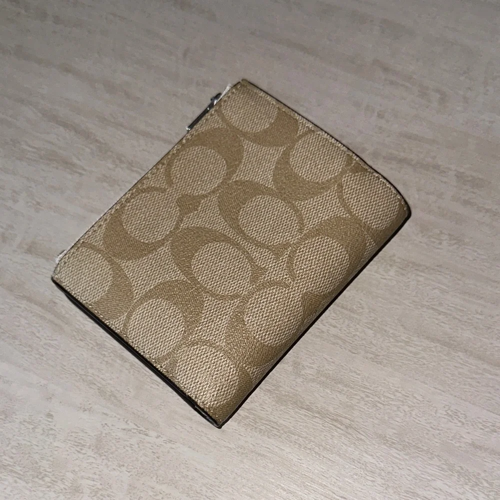 Coach Beige Signature Wallet - Picture 6 of 7